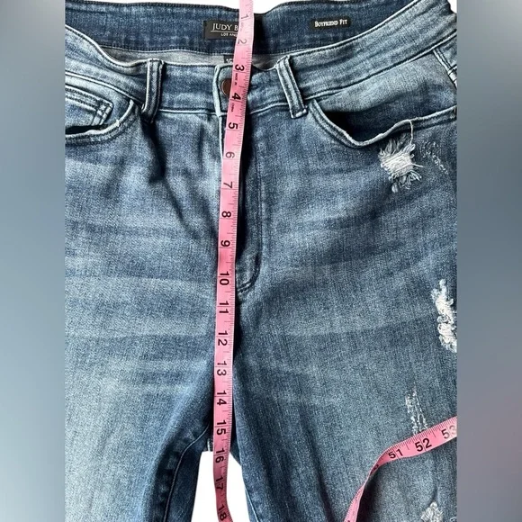 Judy Blue Distressed Boyfriend Fit Jeans - Picture 6 of 7